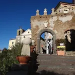 فندق مبيت وإفطار Vecchio Saracino - Carola 1801 أغروبولي