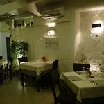 فندق مبيت وإفطار Vecchio Saracino - Carola 1801 أغروبولي