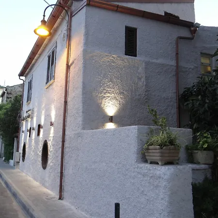 Vecchio Saracino - Carola 1801 Panzió