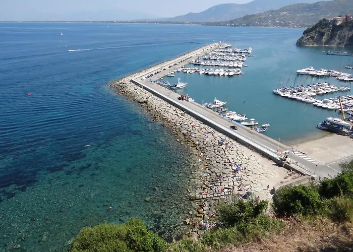 فندق مبيت وإفطار Vecchio Saracino - Carola 1801 4*